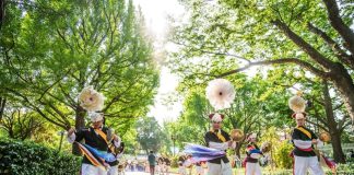 공연으로 만나는 ‘2024 봄 궁중문화축전’ – Lễ hội Văn hóa Cung đình 2024: Các tiết mục biểu diễn nghệ thuật thu hút khách tham quan 공연으로 만나는 ‘2024 봄 궁중문화축전’ - Lễ hội Văn hóa Cung đình 2024: Các tiết mục biểu diễn nghệ thuật thu hút khách tham quan