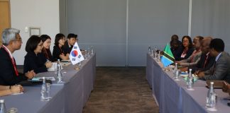 외교부, 탄자니아·남아공·짐바브웨와 잇단 핵심광물 분야 협력 논의 – Hàn Quốc thúc đẩy hợp tác với 3 quốc gia châu Phi ở lĩnh vực khoáng sản quan trọng 외교부, 탄자니아·남아공·짐바브웨와 잇단 핵심광물 분야 협력 논의 - Hàn Quốc thúc đẩy hợp tác với 3 quốc gia châu Phi ở lĩnh vực khoáng sản quan trọng