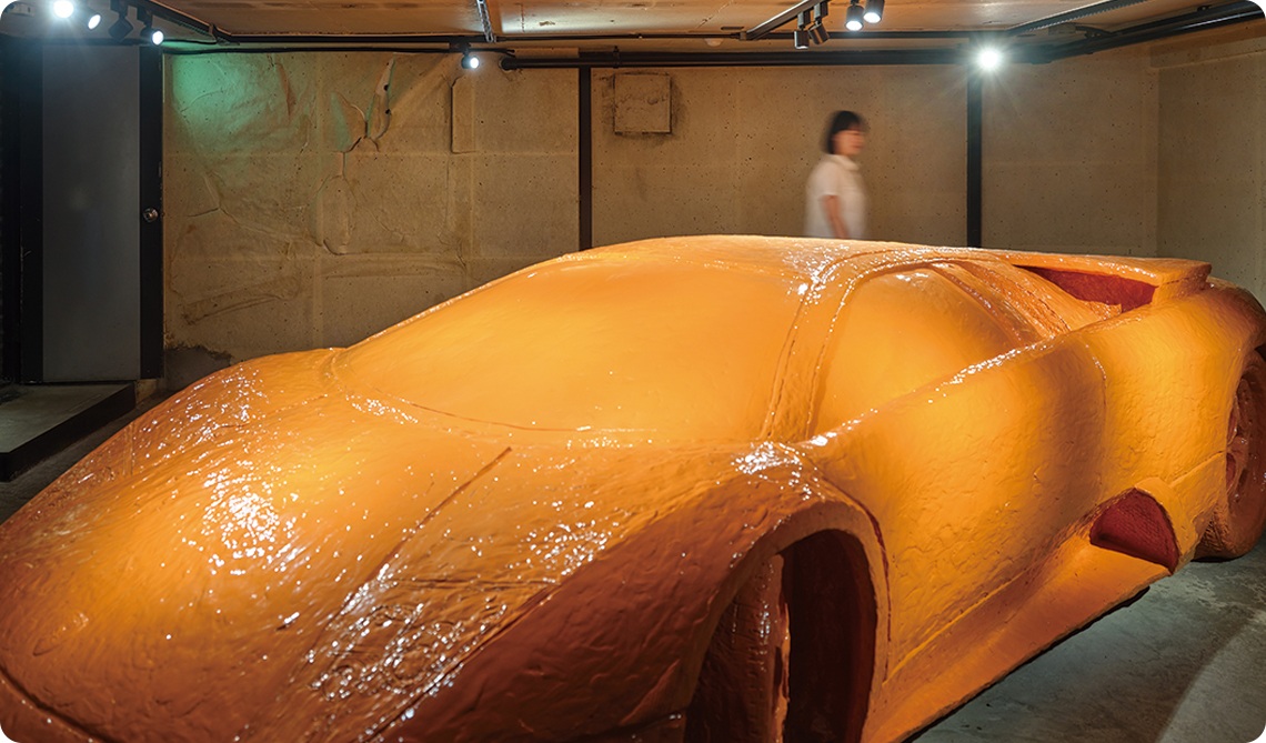 Gwon Osang The Sculpture II 2005 Painted bronze 220x462x113 cm