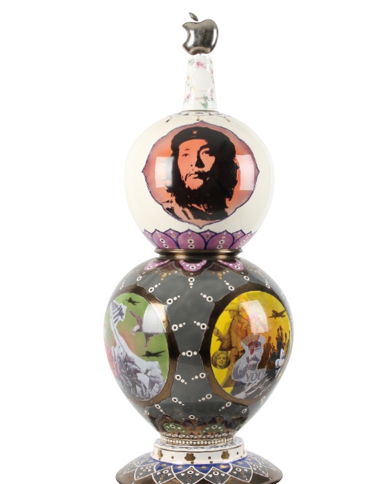 Hasta la victoria siempre!!, ceramic, glaze, decal, white gold, motor, 45×45×112 cm, 2009