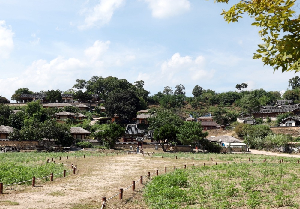 ▲ 경북 경주 양동마을 전경. Toàn cảnh làng Yangdong, Gyeongju.