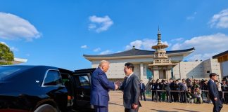 트럼프 “한국 핵추진 잠수함 건조 승인···한미군사동맹 강력” – Tổng thống Trump chấp thuận cho Hàn Quốc đóng tàu ngầm hạt nhân 트럼프 "한국 핵추진 잠수함 건조 승인···한미군사동맹 강력" - Tổng thống Trump chấp thuận cho Hàn Quốc đóng tàu ngầm hạt nhân
