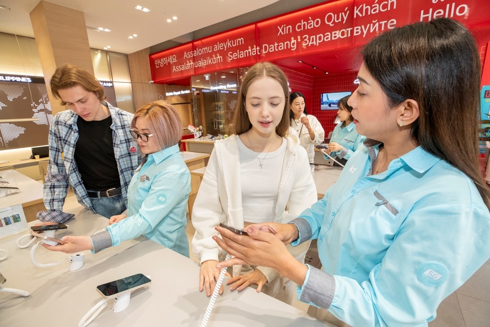 '외국인 친화국'으로 진화하는 한국···기업, 맞춤 서비스 경쟁 - Các doanh nghiệp Hàn Quốc cung cấp đa dạng dịch vụ dành cho người nước ngoài