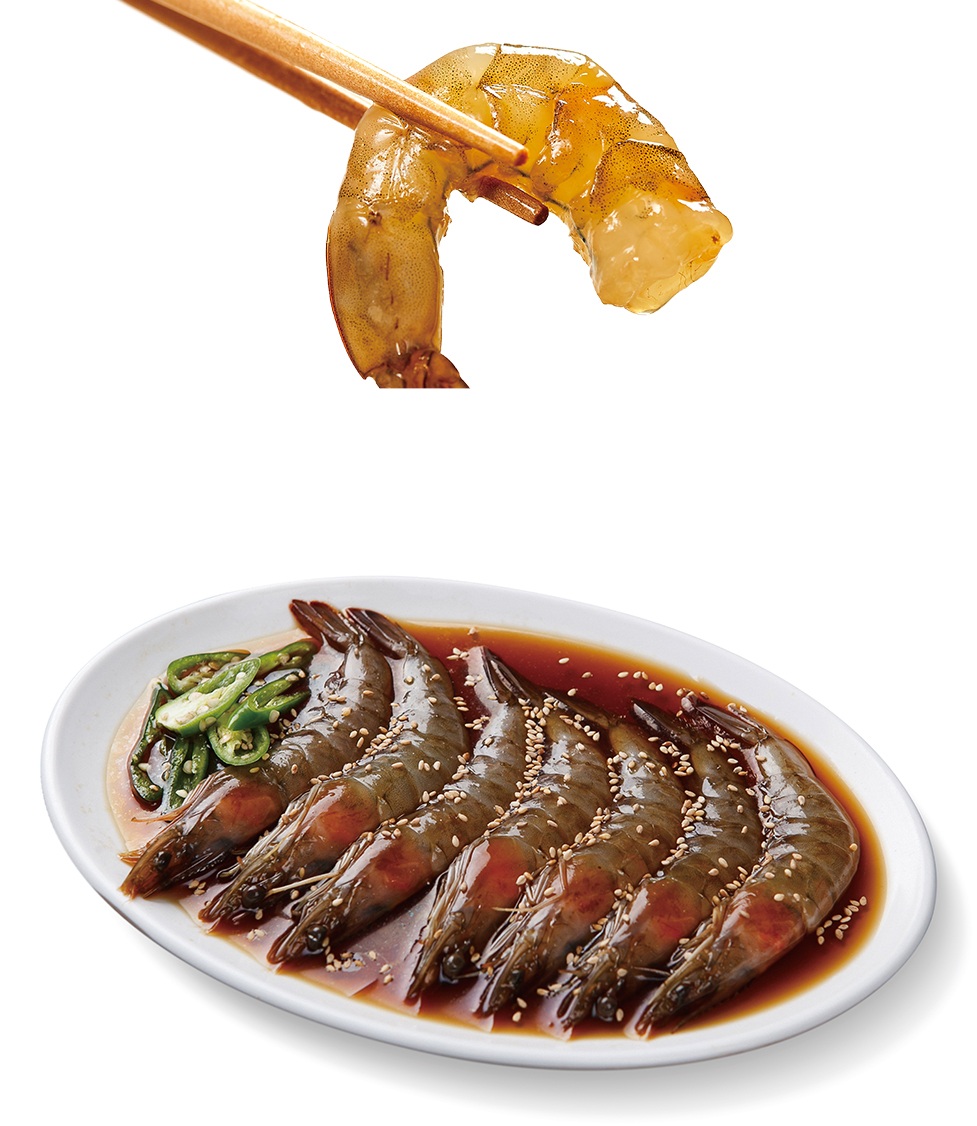 Saeujang – tôm tươi ướp nước tương với hành, ớt, tỏi, đường và các gia vị khác.